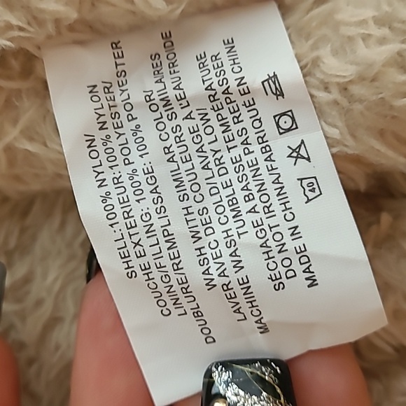 Zyia Red Sherpa Reversible Hooded Jacket size M - Picture 3 of 5